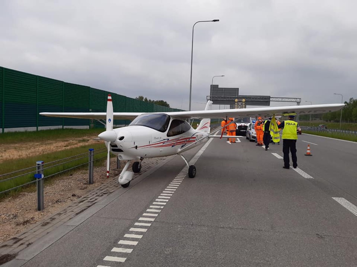 Awionetka wylądowała na autostradzie A1