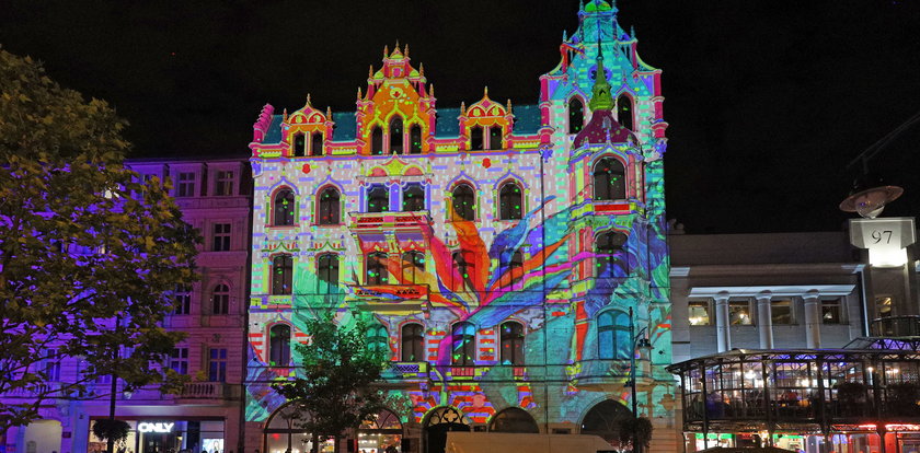 Light Move Festival 2022 w Łodzi. Tłumy przybyły na święto światła i muzyki. Zobacz galerię zdjęć