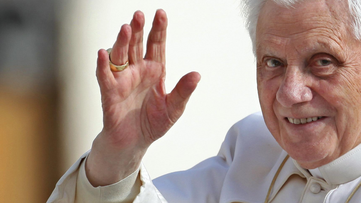 Benedykt XVI uda się w sobotę z pielgrzymką do Hiszpanii. Podróż ta uważana jest za misję nowej ewangelizacji w rządzonym przez socjalistów kraju - symbolu laicyzmu oraz zmian moralnych i obyczajowych, w którym 73 proc. mieszkańców deklaruje się jako katolicy.