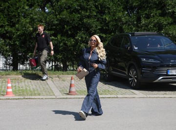 "PREVARU I IZDAJU NE OPRAŠTAM" Voditeljka (39) progovorila o privatnom životu, pa se osvrnula na hejtere: "Kritikuju moj izgled"