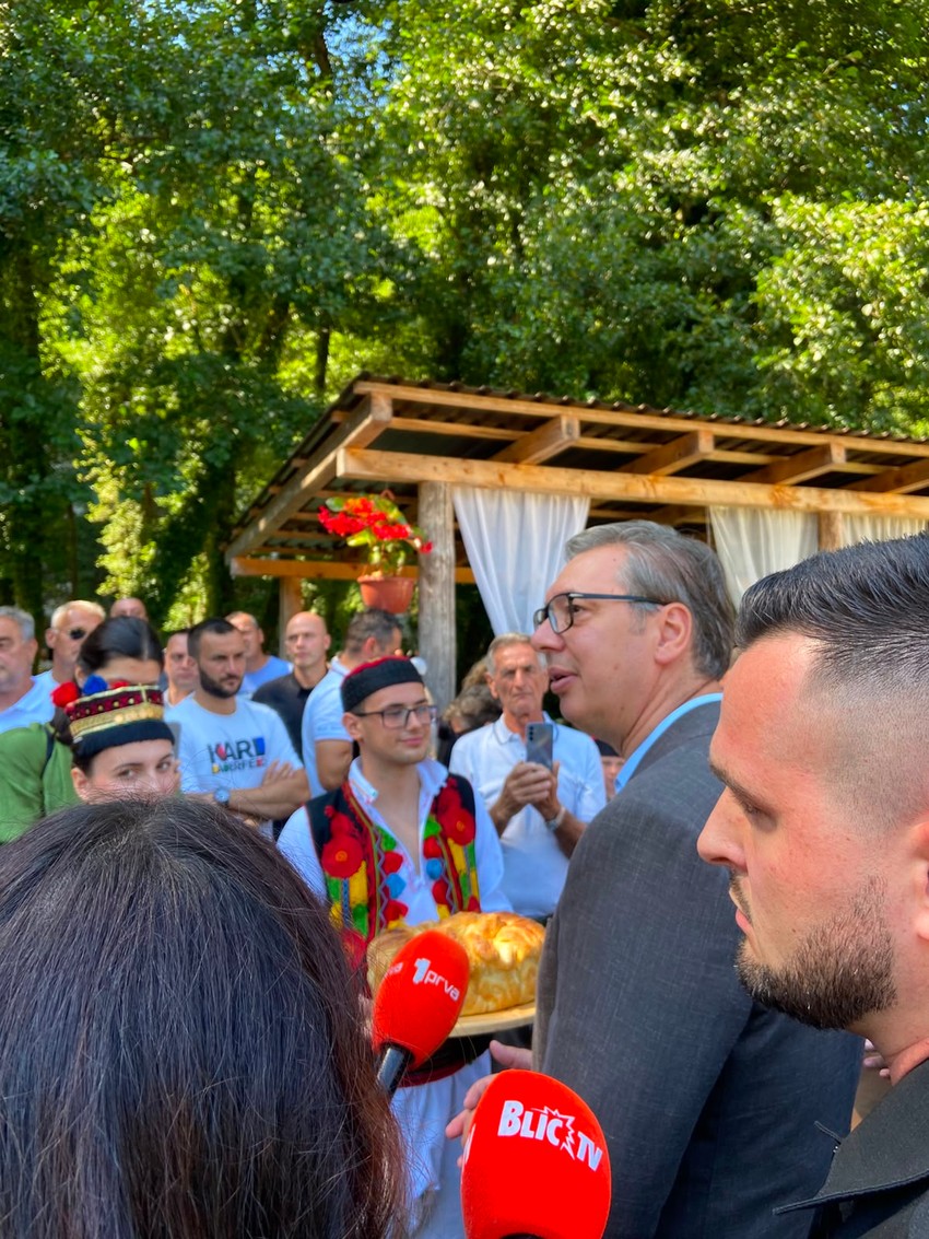 Vučić 