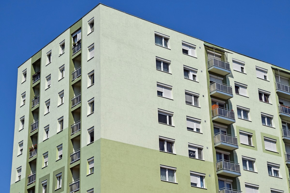 Po rekonstrukcji rządu temperatura sporów o mieszkalnictwo wewnątrz koalicji prawdopodobnie spadnie