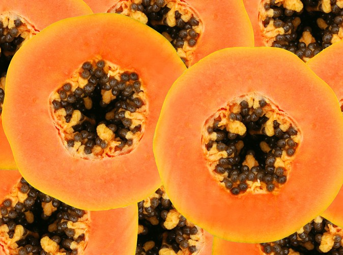 4. Hamuje procesy starzenia