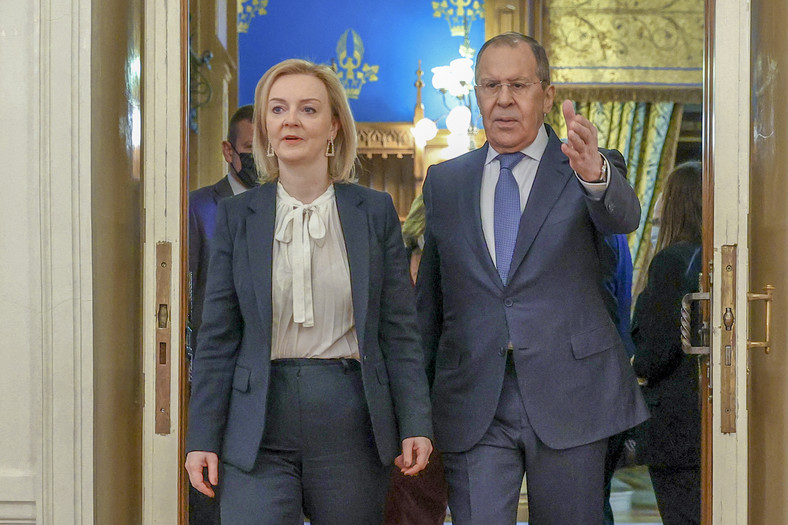 Szefowie dyplomacji Wielkiej Brytanii Liz Truss i Rosji Siergiej Ławrow podczas spotkania w Moskwie, 10 lutego 2022 r. 