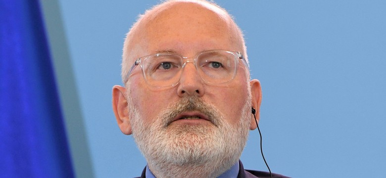 Timmermans: głosowanie ws. art. 7 byłoby jedynie skarceniem Polski