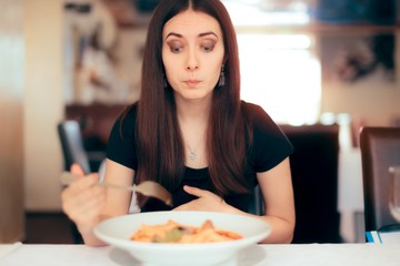 Rendszeresen puffadok, hasmenésem van, ez lehet a húsfogyasztástól? Az orvos válaszol
