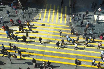 Powrót koronawirusa do Chin. Setki odwołanych lotów