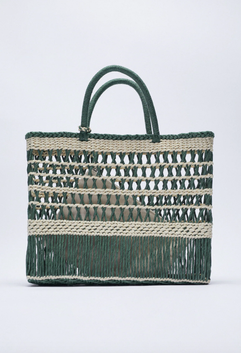 Cabas tressé de Zara pour CHF 49.90. 