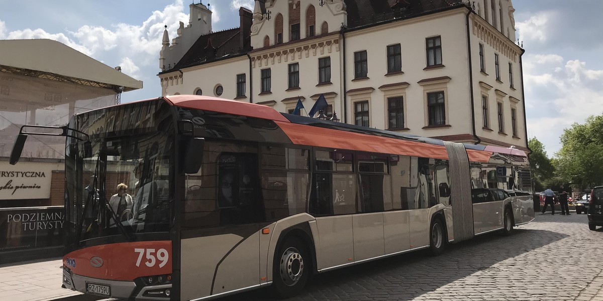 W Rzeszowie z darmowych biletów MPK  będą mogli korzystać tylko studnci pochodzący z innych krajów