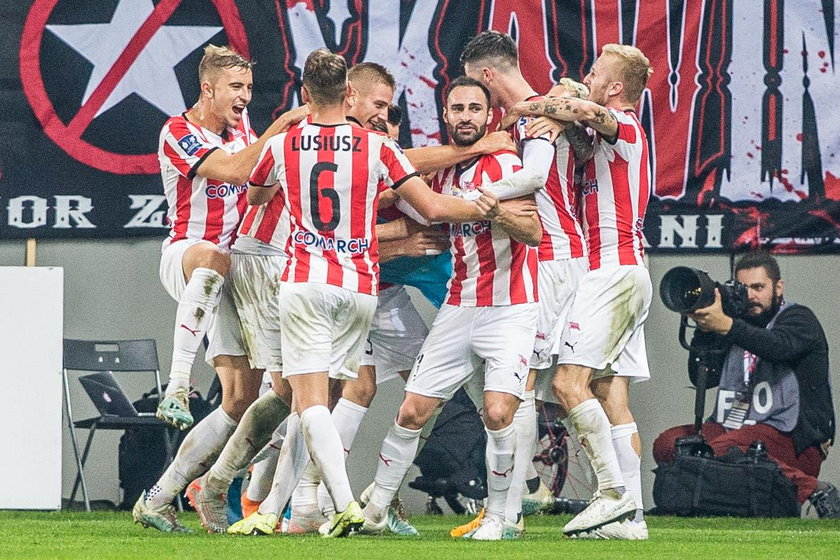 W poprzednim sezonie Cracovia oraz Lechia wywalczyły awans do europejskich pucharów, a teraz znów są w ścisłej czołówce ligi.