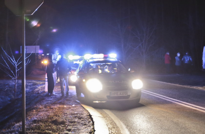  Audi staranowało motorower z kierującym i pasażerką w ciąży.