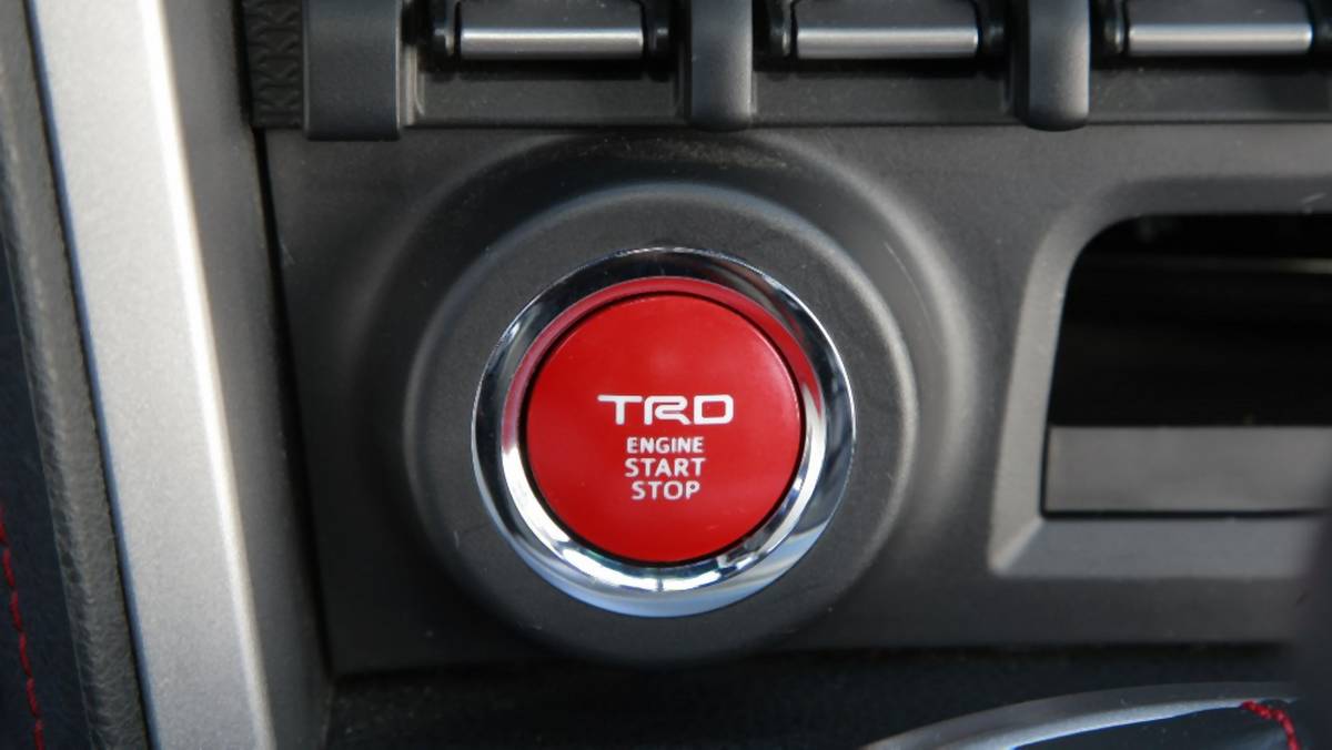 Toyota GT 86, przycisk Start