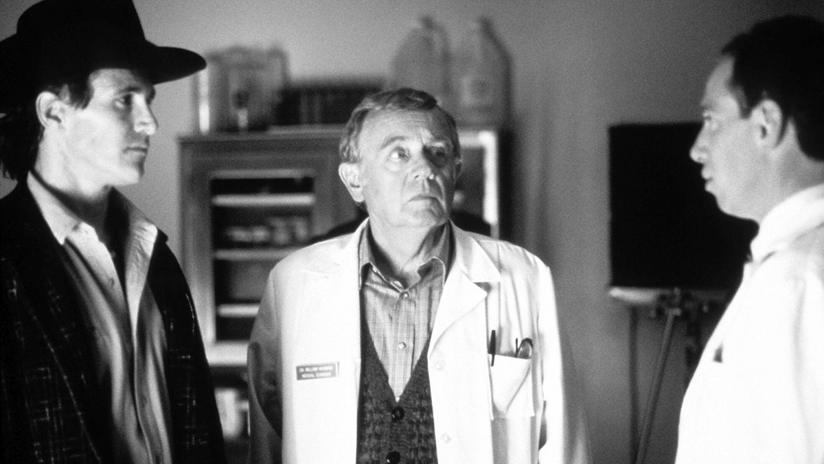 Warren Frost, aktor znany m.in. z seriali "Miasteczko Twin Peaks" i "Kroniki Steinfelda", zmarł w wieku 91 lat. Smutną informację przekazał syn aktora, współtwórca "Twin Peaks" Mark Frost.