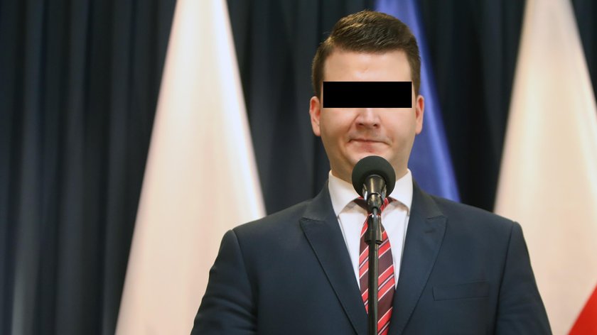 Funkcjonariusze CBA zatrzymali Bartłomieja M., byłego rzecznika ministerstwa obrony i faworyta Antoniego Macierewicza