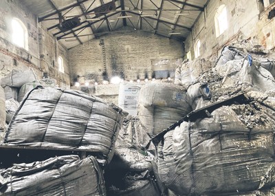 Śmieci na peryferiach. Czy mamy szansę pozbyć się niechcianych odpadów?