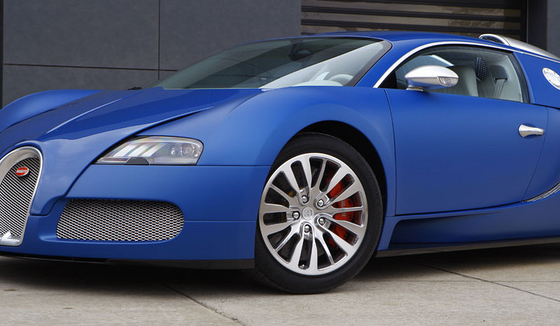 Genewa 2009: Bugatti Veyron Bleu Centenaire – stulecie w niebieskim