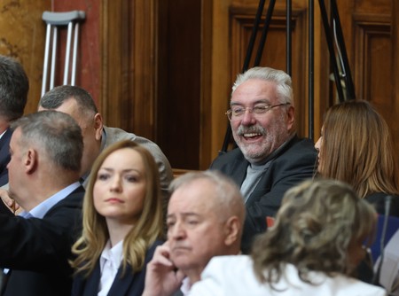 Čim je ušao u Narodnu skupštinu Nestorović je uvredio Rome