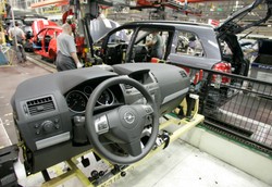 Rozkręca się wielka wojna o Opla