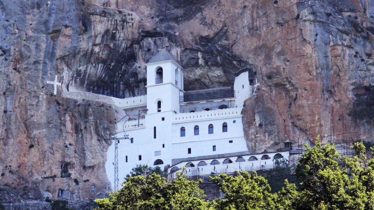 Manastir Ostrog