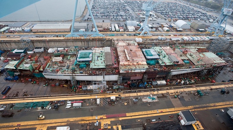 Lotniskowiec Gerald R. Ford (CVN 78) w trakcie konstrukcji w stoczni Newport News Shipbuilding, fot. Ricky Thompson, źródło: materiały prasowe Huntington Ingalls Industries