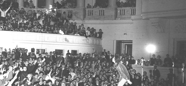 Koncert The Rolling Stones "załatwiła" wnuczka Gomułki. Zagrali za skrzynkę wódki?