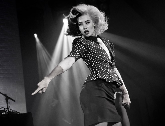 Iggy Azalea uwielbia prowokować wyzywającym wizerunkiem