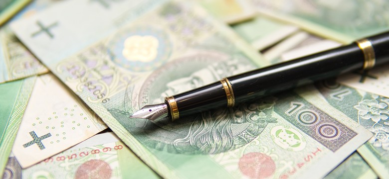 Płaca minimalna 2025. Ile naprawdę zostanie w portfelu?