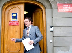 Jak Ziobro uciekł przed komisją