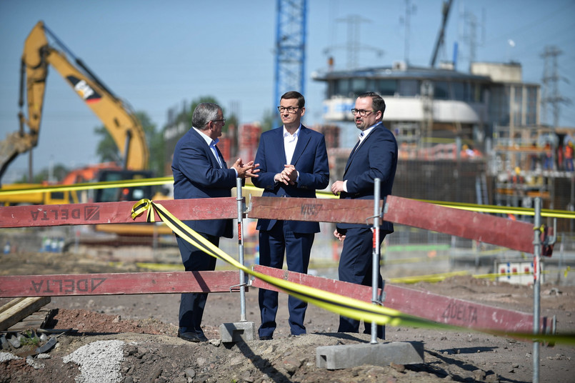 Wczoraj premier Mateusz Morawiecki promował Polski Ład na przebudowywanym Dworcu Zachodnim