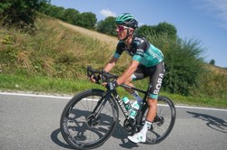 Rafał Majka objęty kwarantanną. U Dwóch kolarzy wykryto koronawirusa