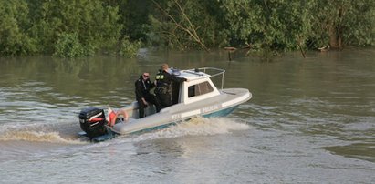 Policja szuka ciała mężczyzny, który utonął w Wiśle