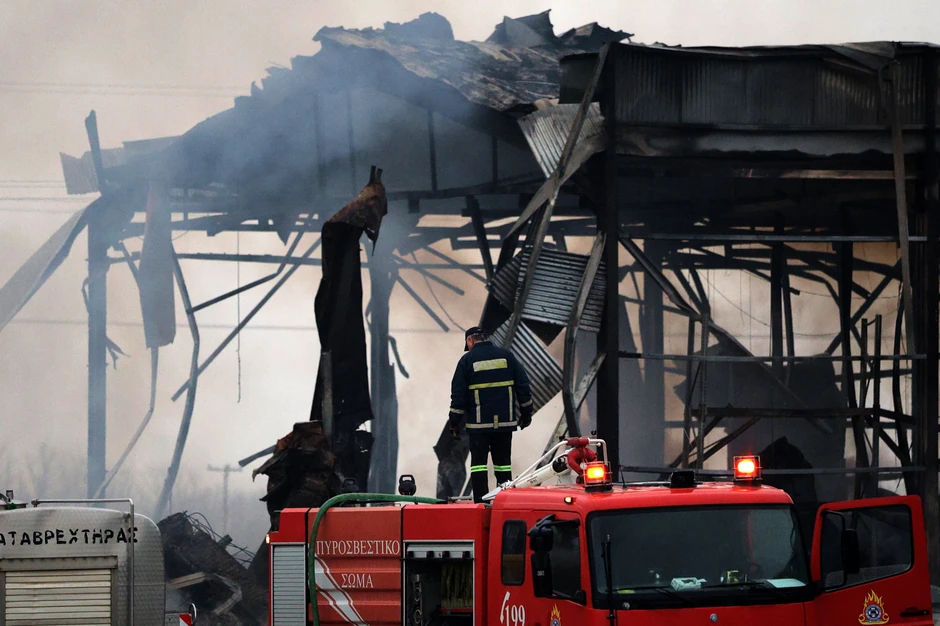 Požar u fabrici u Grčkoj