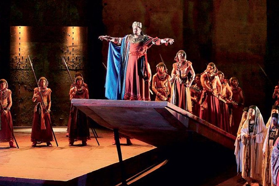 Nabucco w Orange