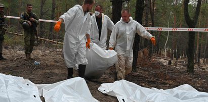 Masowe groby z setkami zwłok. Generał ostrzega, że "armię kryminalistów" stać na coś jeszcze gorszego