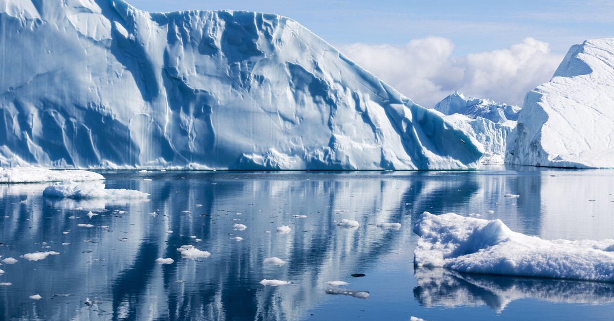  Ocieplenie klimatu sprzyja badaniom Arktyki. Pozyskiwanie bogactw naturalnych jakie się tam znajdują staje się coraz bardziej op