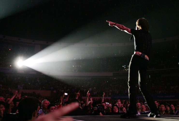 Mick Jagger podczas koncertu w Shanghaju – 08.04.2006