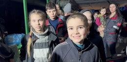 Dzieci z Mariupola ukrywają się w podziemiach i marzą o słońcu. Wstrząsające nagranie