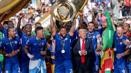 sensacyjna wygrana chelsea na kmś. zwycięzcom gratulował donald trump