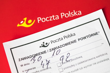 Nowe procedury na Poczcie Polskiej z powodu koronawirusa. Odbieranie przesyłek "na odległość"