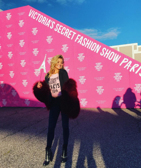Victoria's Secret Fashion Show 2016: Rachel Hilbert