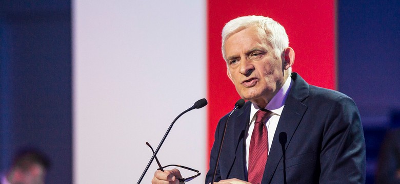 Buzek o dyskusji ws. szczytu UE na Malcie: Już sama dyskusja obniża nasz status