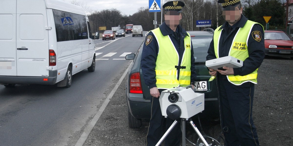 Straż miejska łapie kierowców na fotoradar