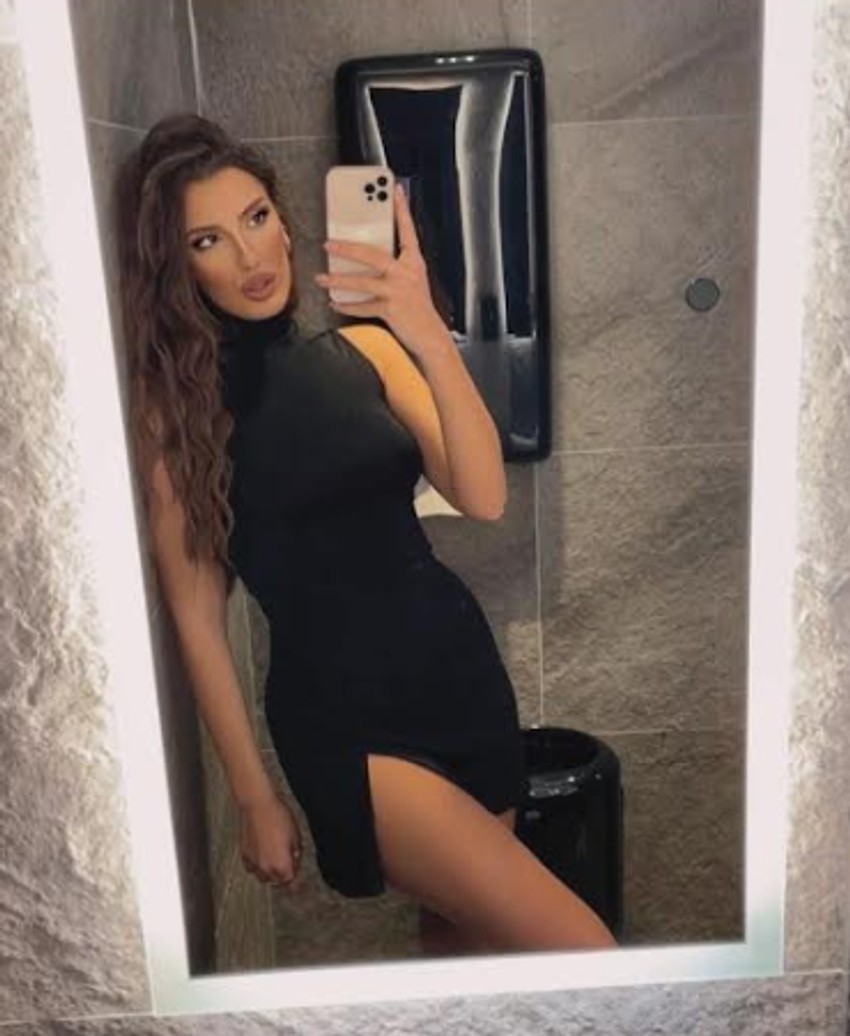 Svi bruje da je ovo devojka Bogdana Bogdanovića