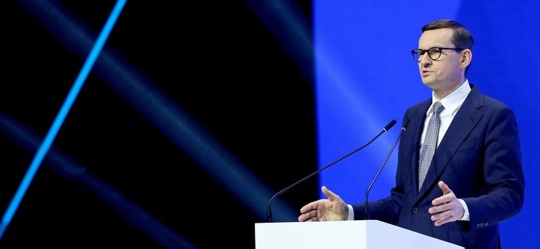 Hipoteczny plan Morawieckiego. "Wakacje kredytowe przypominają rozwiązania..."