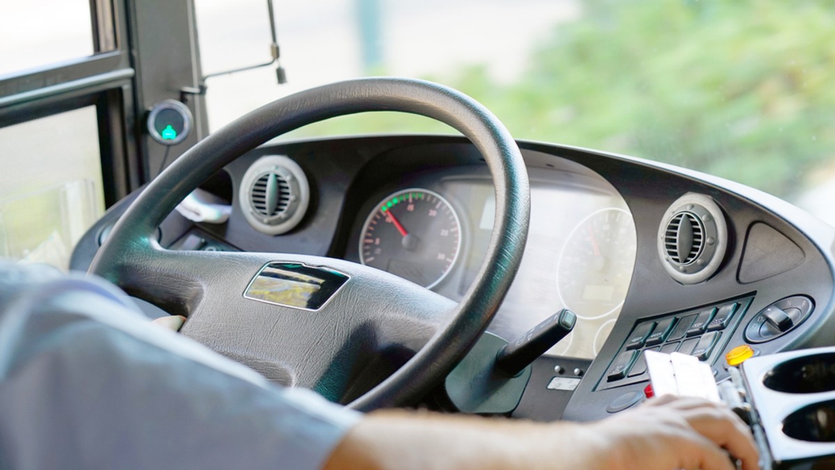 Bielskie PKS, należące do Beskidzkiego Związku Powiatowo-Gminnego, kupi 26 autobusów napędzanych sprężonym gazem ziemnym (CNG). Przetarg na ich dostawę zostanie ogłoszony jeszcze przed Wielkanocą – podał prezes Związku Radosław Ostałkiewicz.