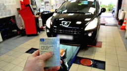 nowe badanie techniczne auta w 2025. pożegnaj się z dowodem rejestracyjnym