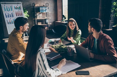 Pokolenie Z doprowadzi do totalnej demolki rynku pracy? „Nielojalni, leniwi i roszczeniowi”