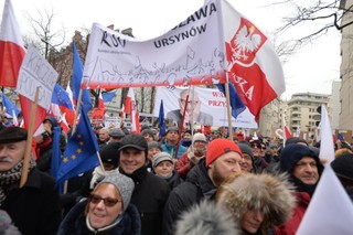 Wiec przed TK: 'Nie oddamy demokracji', 'PiS to tchórze' [ZDJĘCIA]