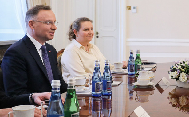 Prezydent RP Andrzej Duda i sekretarz stanu w KPRP Małgorzata Paprocka
