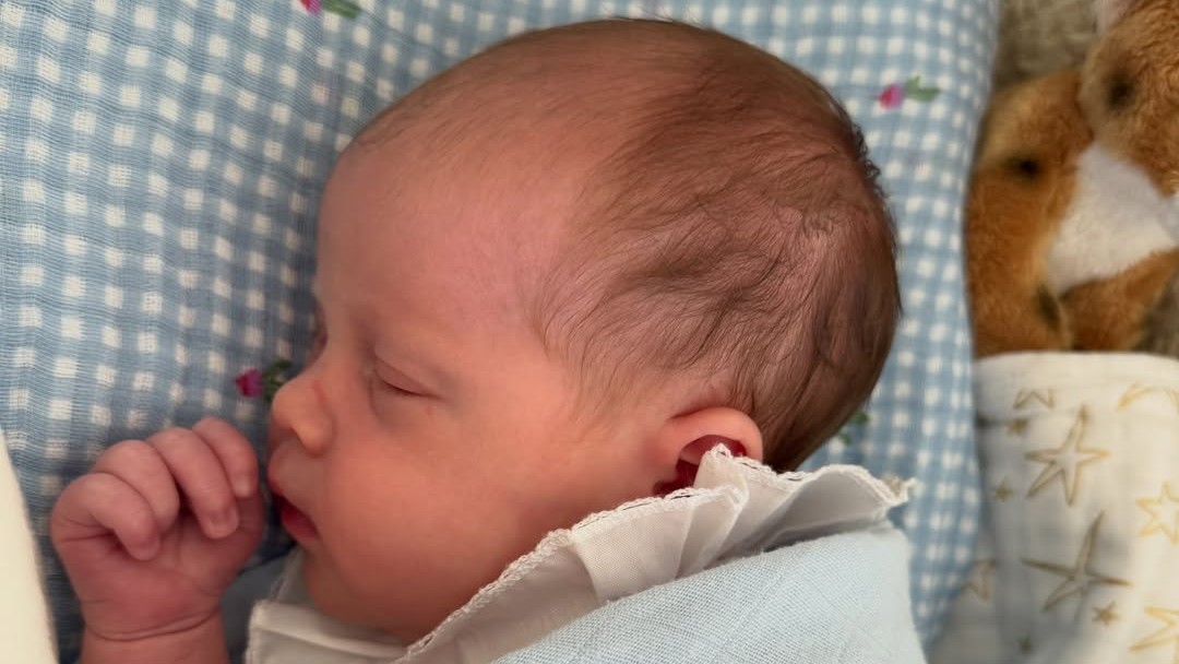 Dievčatko dostalo meno Adelaide Elizabeth Annina Brooksbank.
